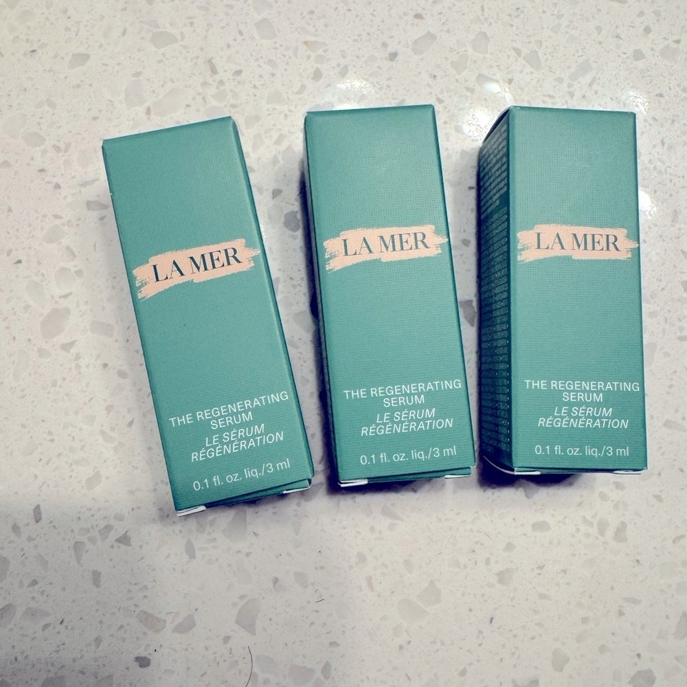 La Mer Regenerating Serum Set   3 boxes 
.01 each box